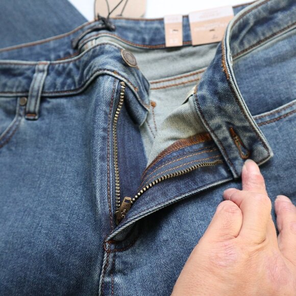 NEW PrAna Sienna Jean Size Women's 14/31 Fitted True Blue Straight Denim  $109 - Picture 9 of 11